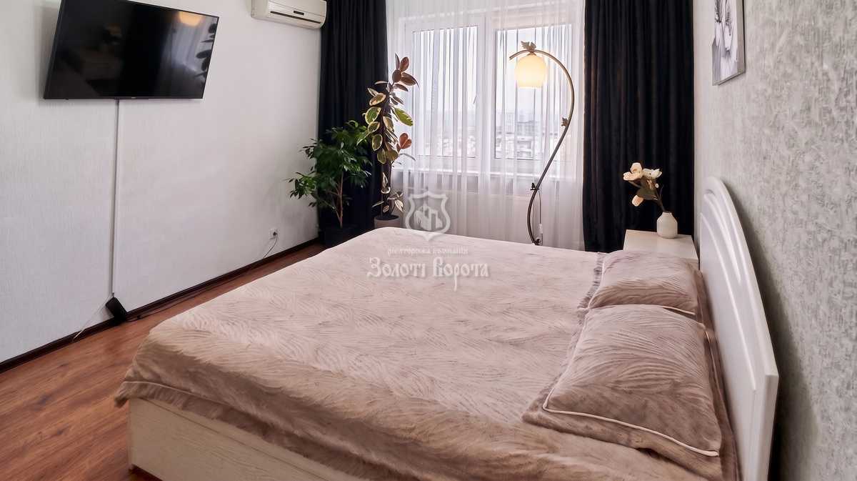 Продажа 2-комнатной квартиры 67.8 м², Николая Лаврухина ул., 14