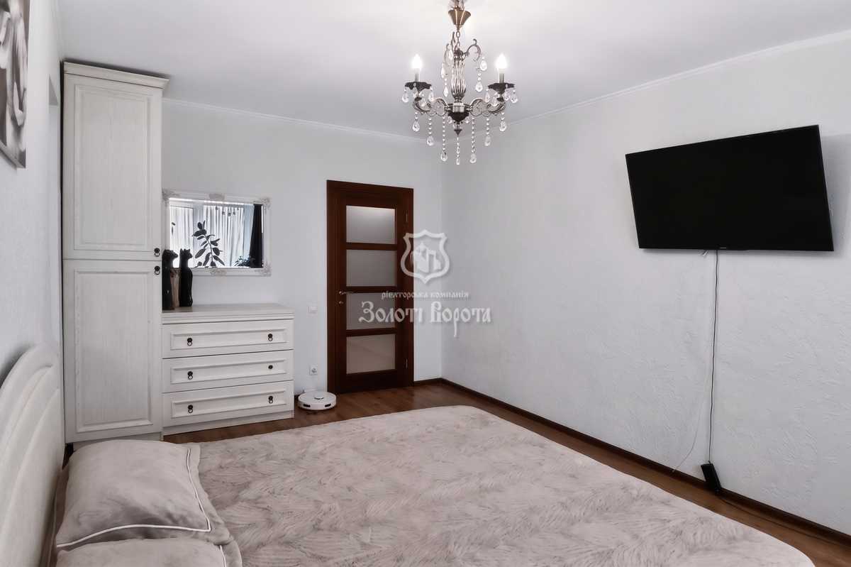 Продажа 2-комнатной квартиры 67.8 м², Николая Лаврухина ул., 14