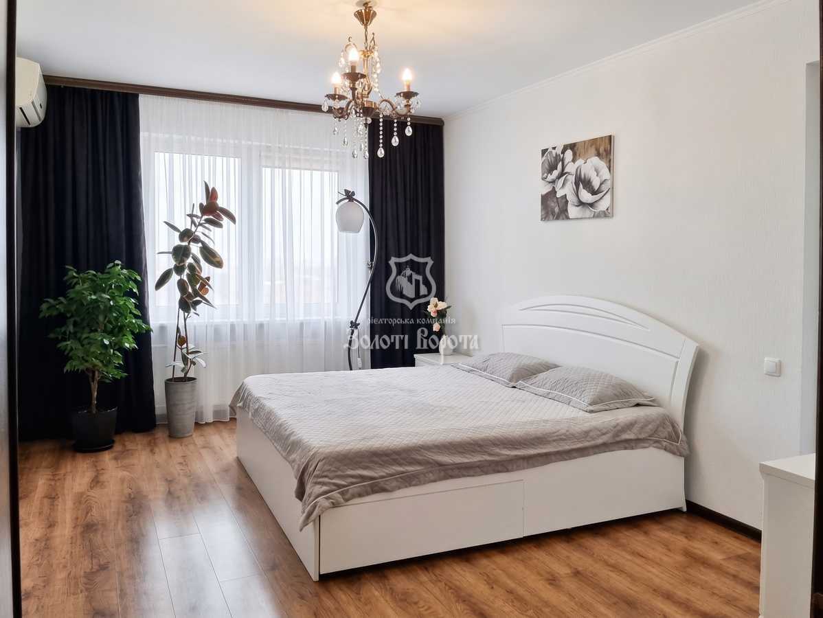 Продажа 2-комнатной квартиры 67.8 м², Николая Лаврухина ул., 14