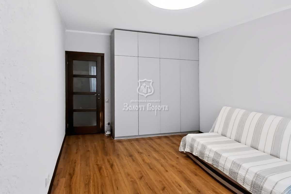 Продажа 2-комнатной квартиры 67.8 м², Николая Лаврухина ул., 14