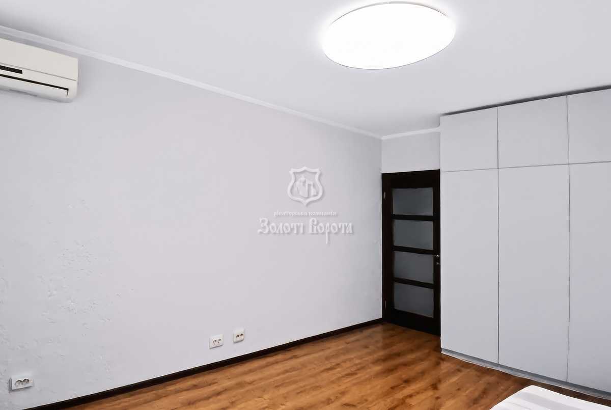 Продажа 2-комнатной квартиры 67.8 м², Николая Лаврухина ул., 14