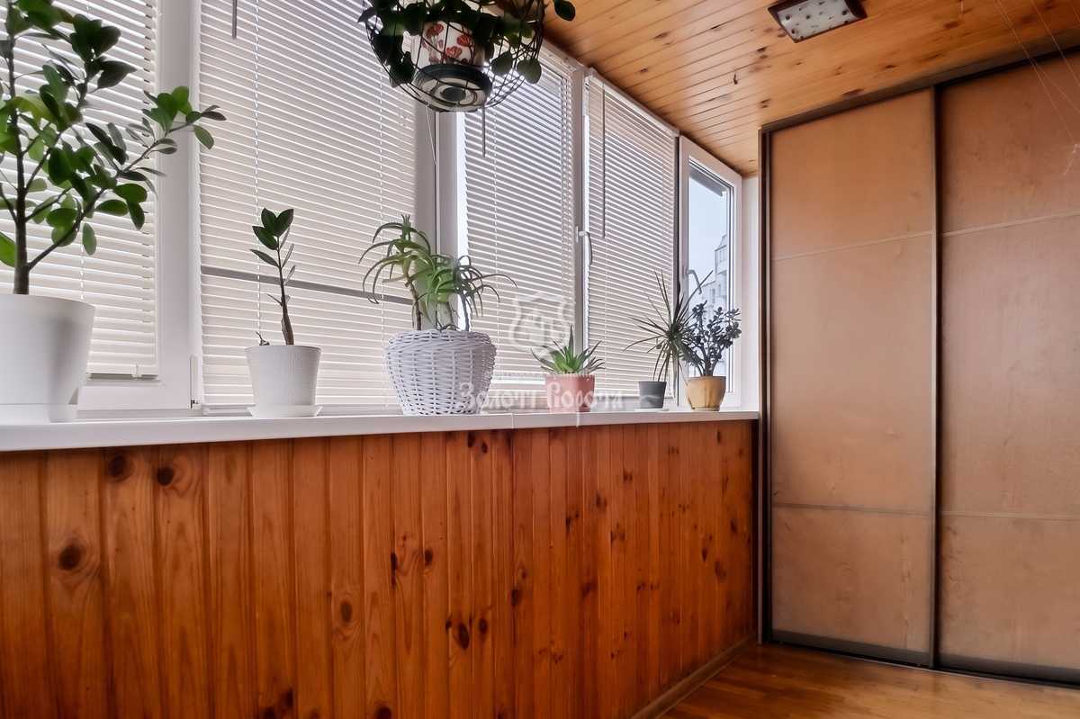 Продажа 2-комнатной квартиры 67.8 м², Николая Лаврухина ул., 14