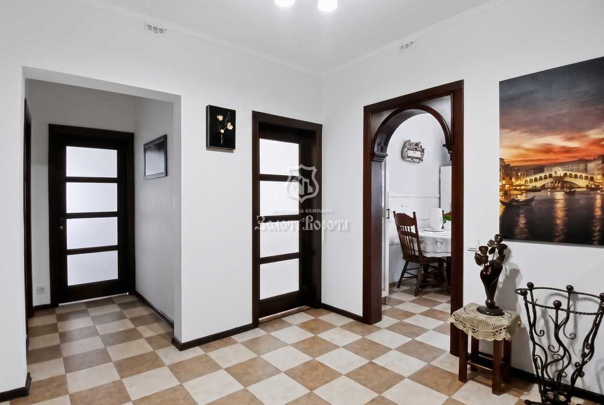 Продажа 2-комнатной квартиры 67.8 м², Николая Лаврухина ул., 14