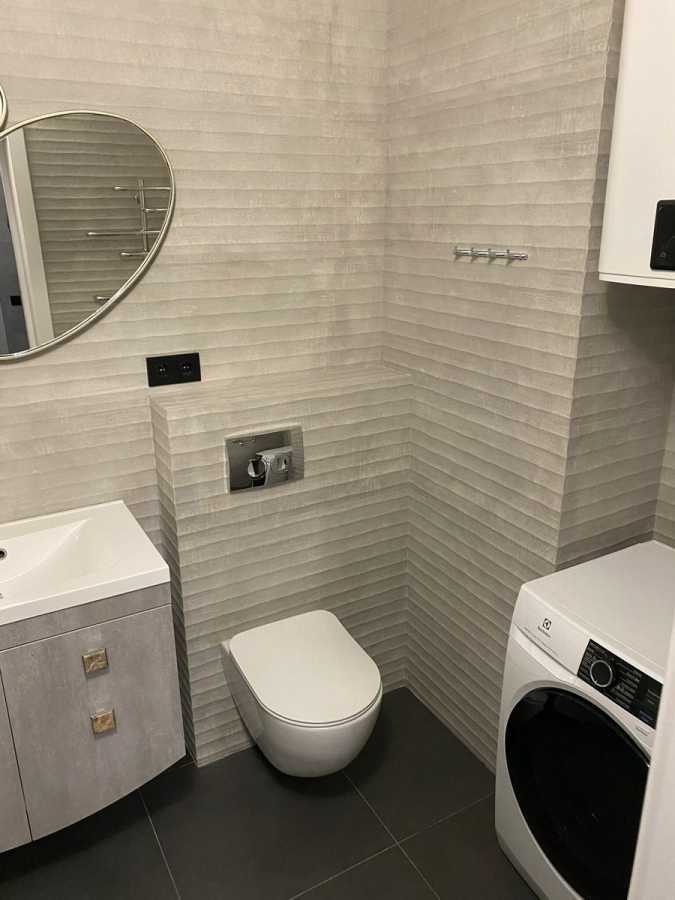 Аренда 1-комнатной квартиры 53 м², Джона Маккейна ул., 3А