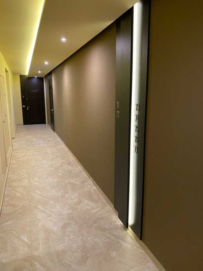 Аренда 1-комнатной квартиры 53 м², Джона Маккейна ул., 3А