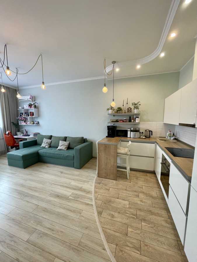 Продажа 1-комнатной квартиры 54 м², Демеевская ул., 13