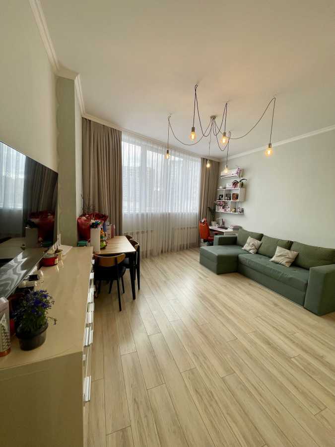 Продажа 1-комнатной квартиры 54 м², Демеевская ул., 13