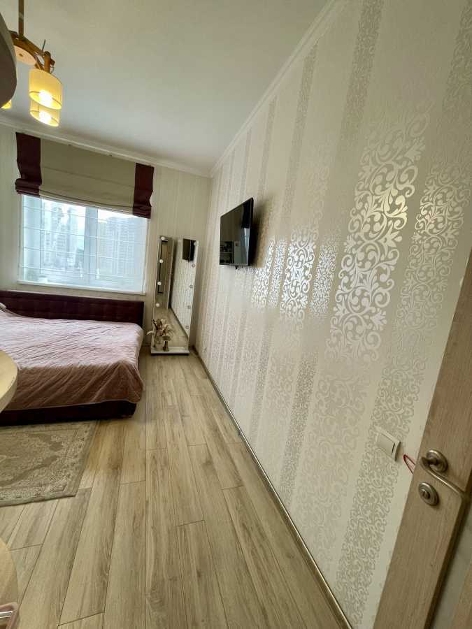 Продажа 1-комнатной квартиры 54 м², Демеевская ул., 13