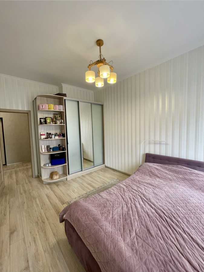 Продажа 1-комнатной квартиры 54 м², Демеевская ул., 13