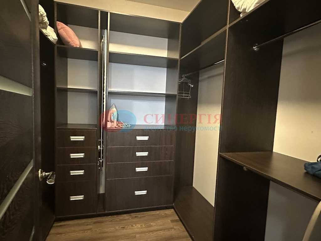 Аренда 4-комнатной квартиры 100 м², Мельникова, 51Б
