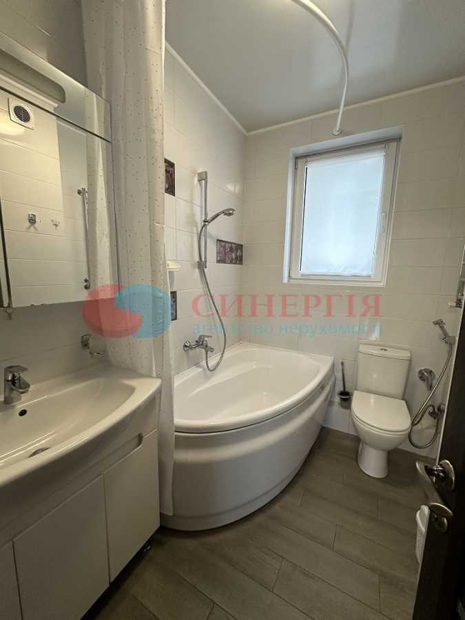 Аренда 4-комнатной квартиры 100 м², Мельникова, 51Б