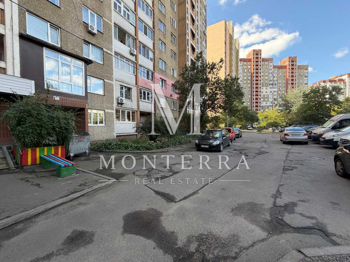 Продажа 2-комнатной квартиры 56 м², Владимира Маяковского просп., 3Б