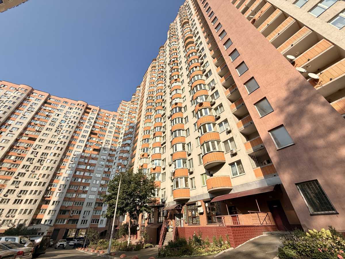 Продажа 1-комнатной квартиры 40 м², Феодосийский пер., 14