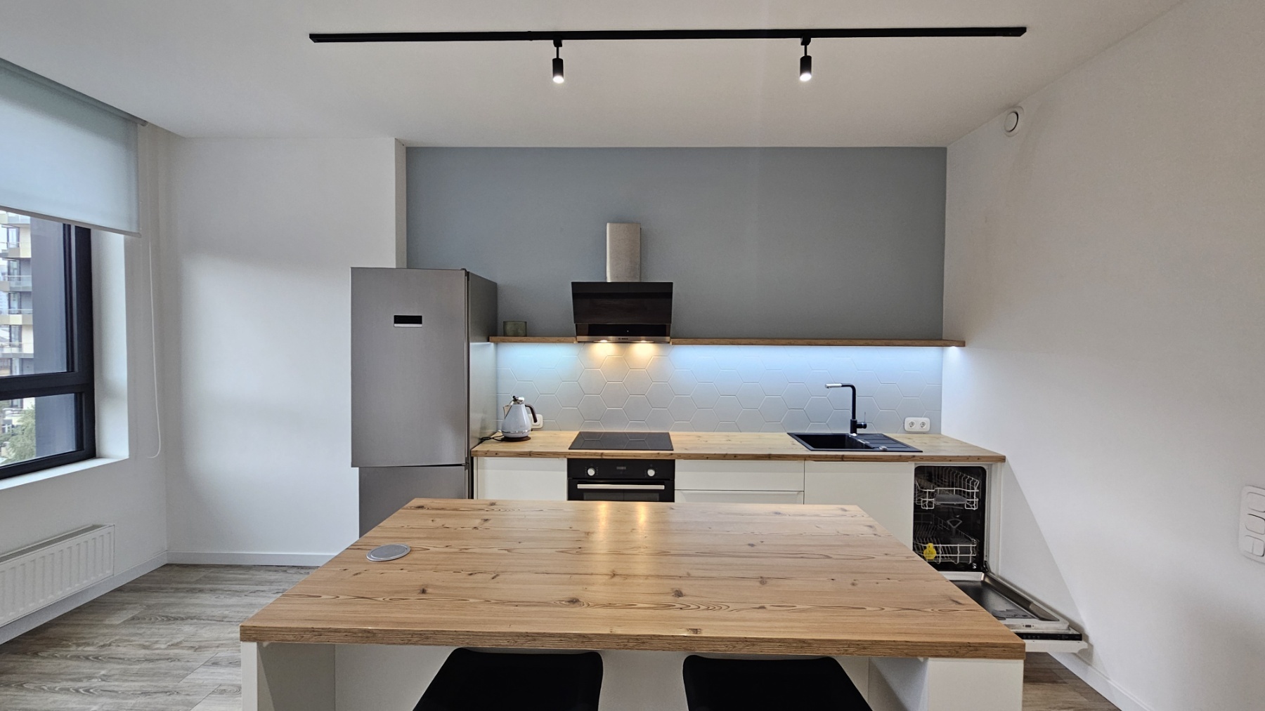 Аренда 2-комнатной квартиры 80 м², Деловая ул., 1/2