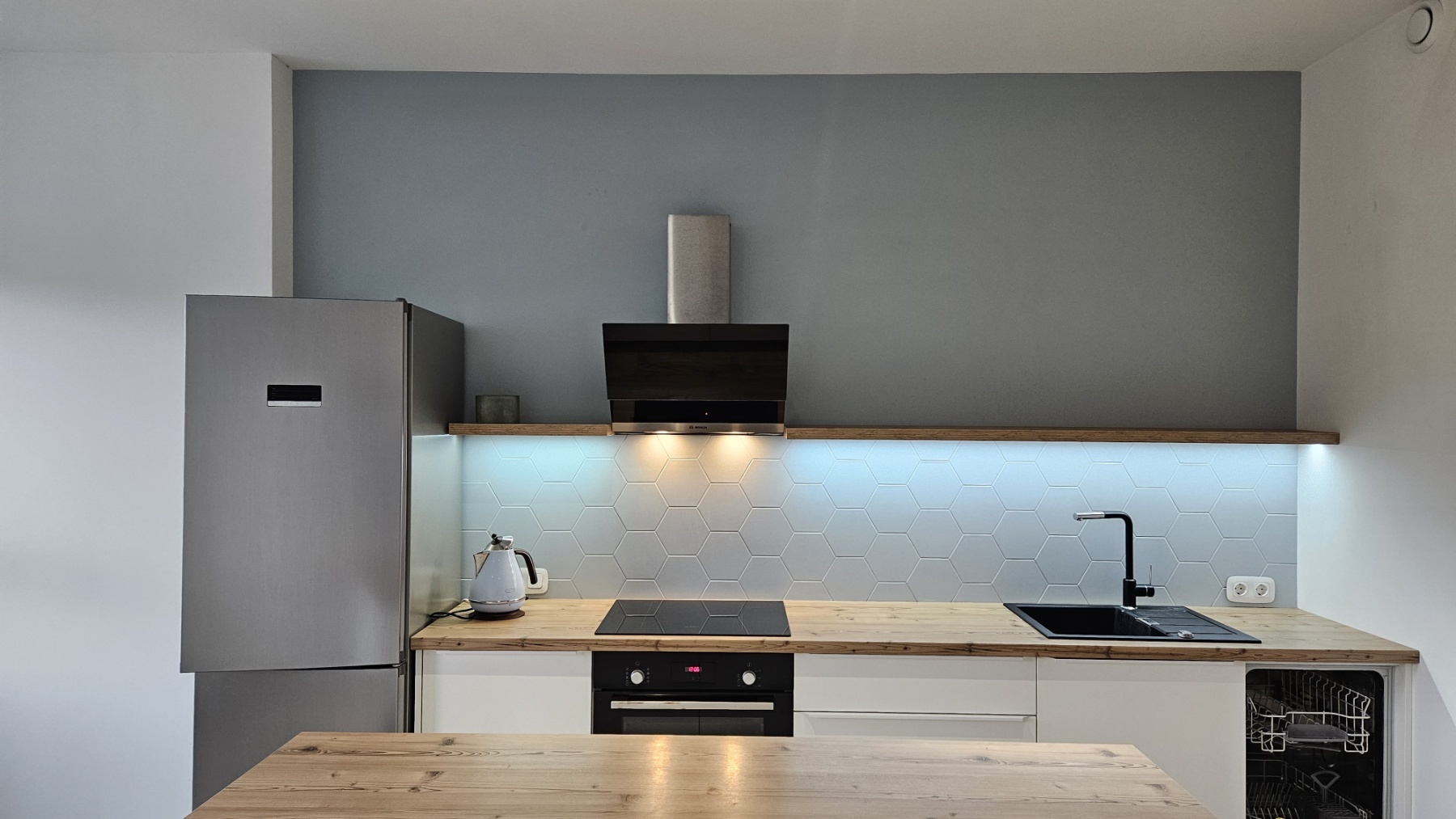 Аренда 2-комнатной квартиры 80 м², Деловая ул., 1/2