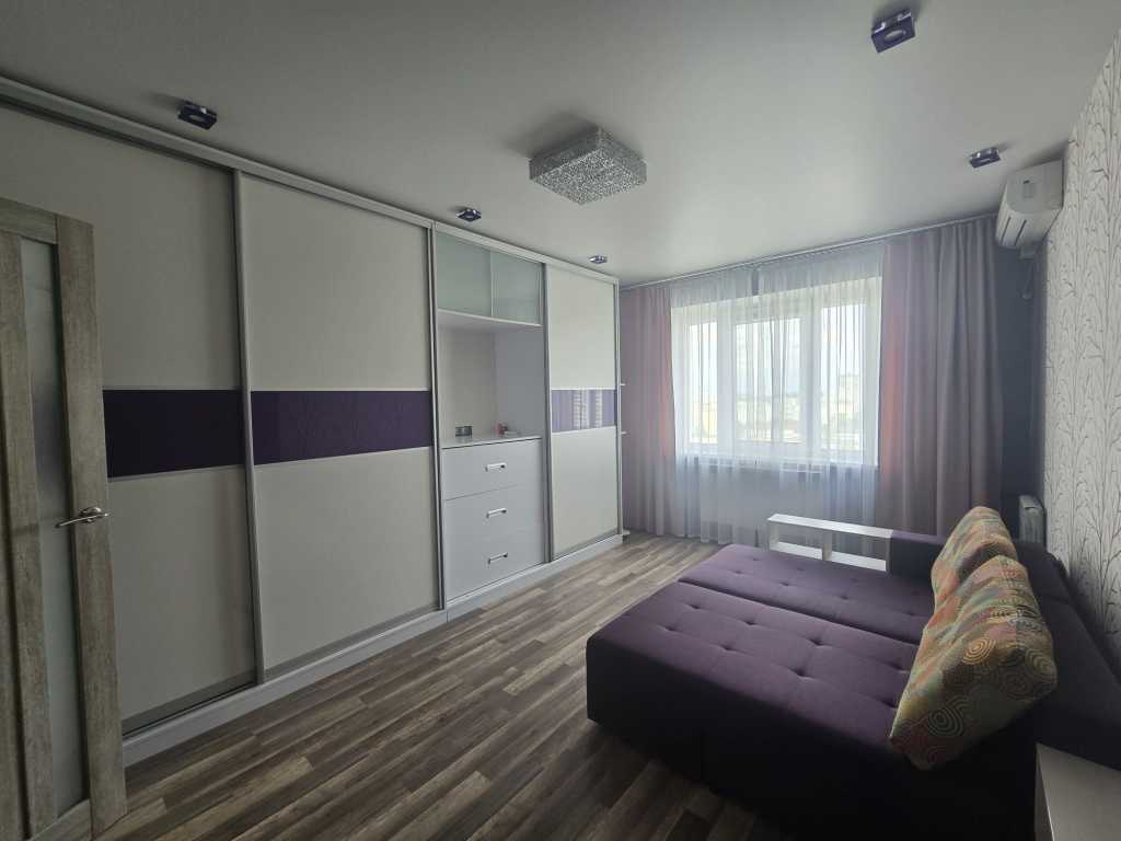 Продажа 2-комнатной квартиры 60 м², Михаила Котельникова ул., Драгоманова, 9А