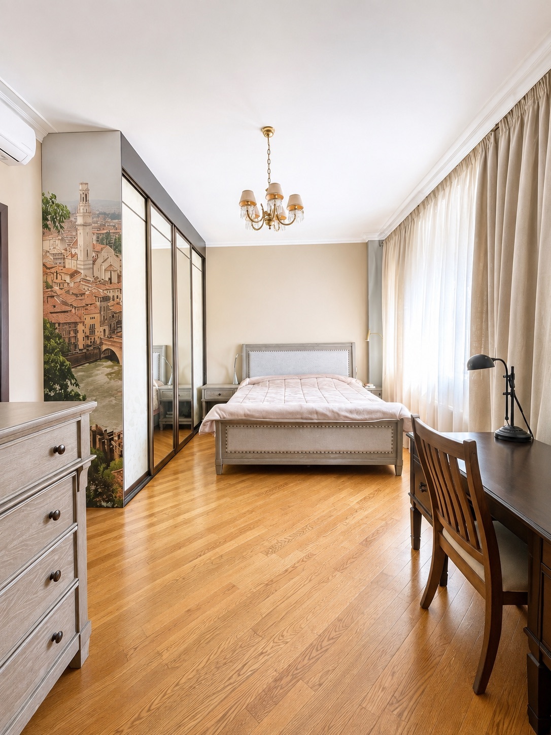 Продажа 3-комнатной квартиры 145 м², Пирогова ул., 6А