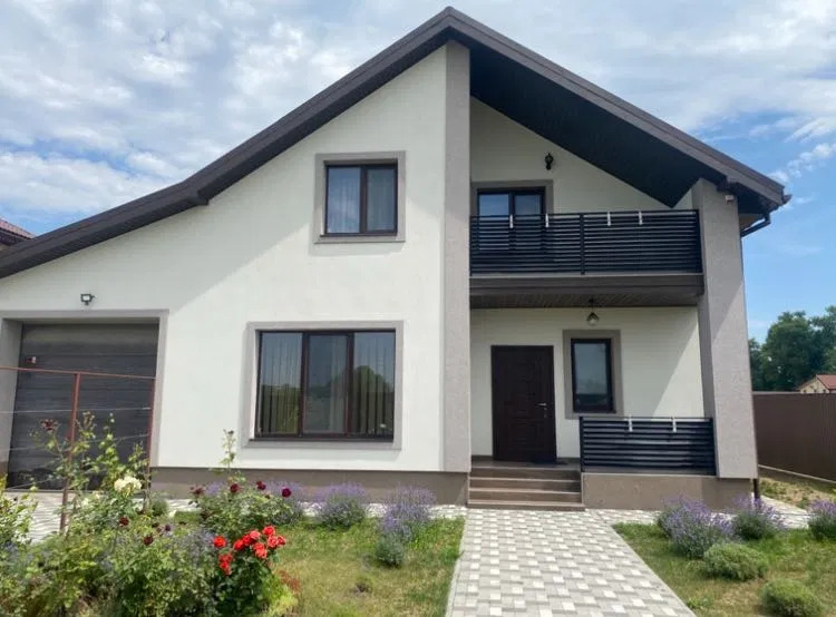Оренда будинку 225 м²