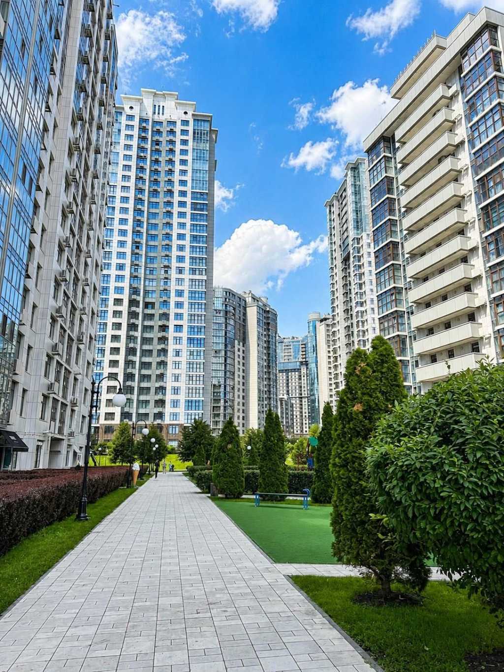Продажа 2-комнатной квартиры 81 м², Андрия Кизила ул., Верхогляда, 26