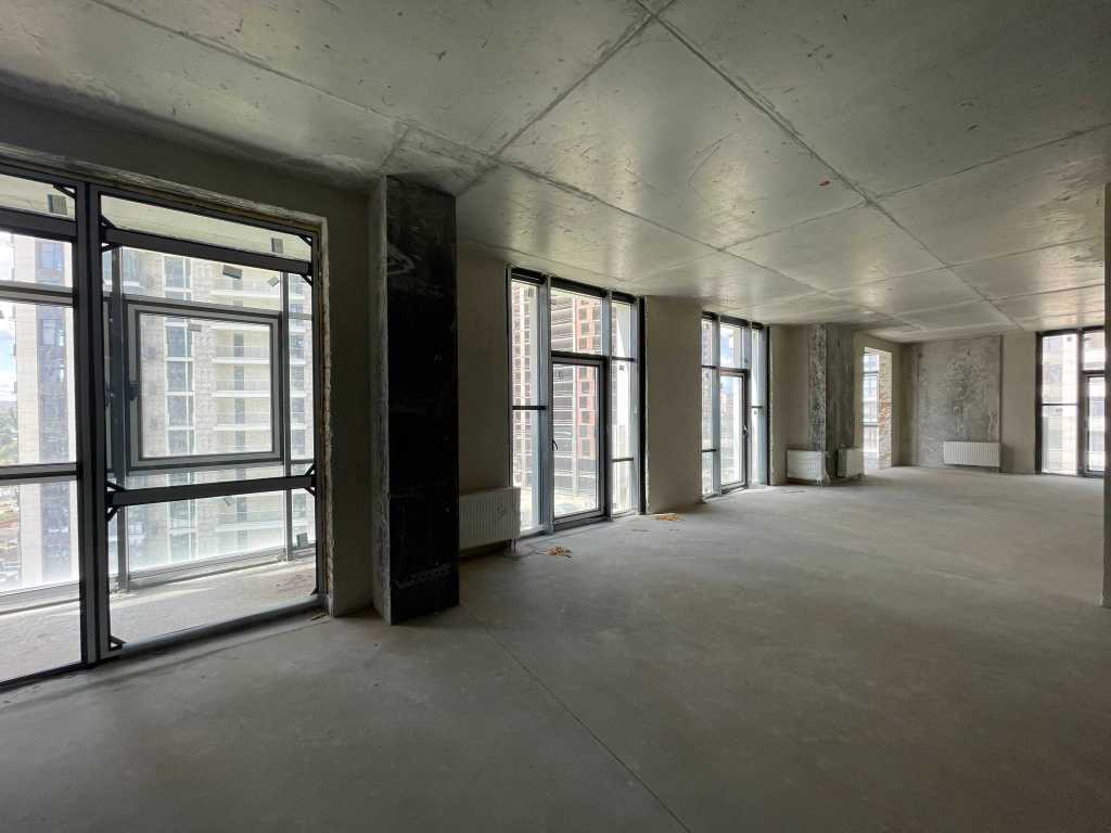 Продажа 4-комнатной квартиры 156.3 м², Андрия Кизила ул., Верхогляда, 17Б