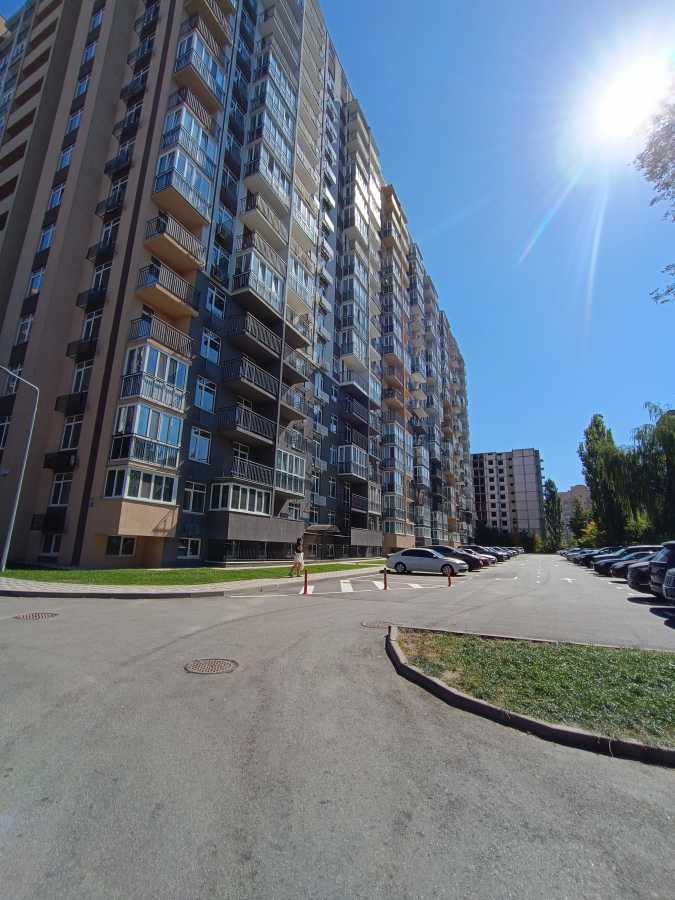 Продажа 1-комнатной квартиры 45 м², Академика Заболотного ул., 148в