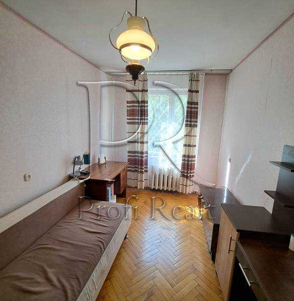Продажа 2-комнатной квартиры 46 м², Дарницкий бул., 7