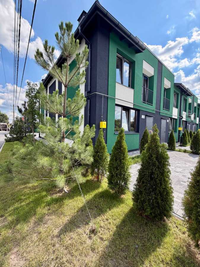 Продажа 3-комнатной квартиры 72 м², Святопетровского ул., 34