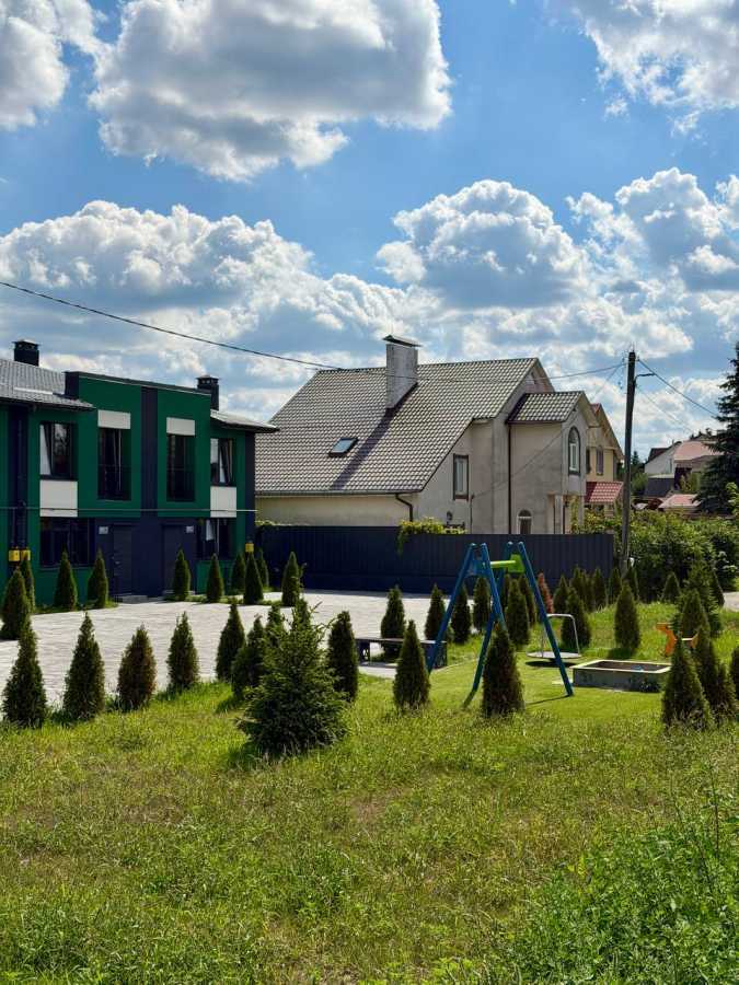 Продажа 3-комнатной квартиры 72 м², Святопетровского ул., 34