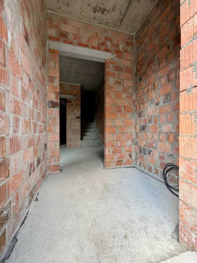 Продажа 3-комнатной квартиры 72 м², Святопетровского ул., 34