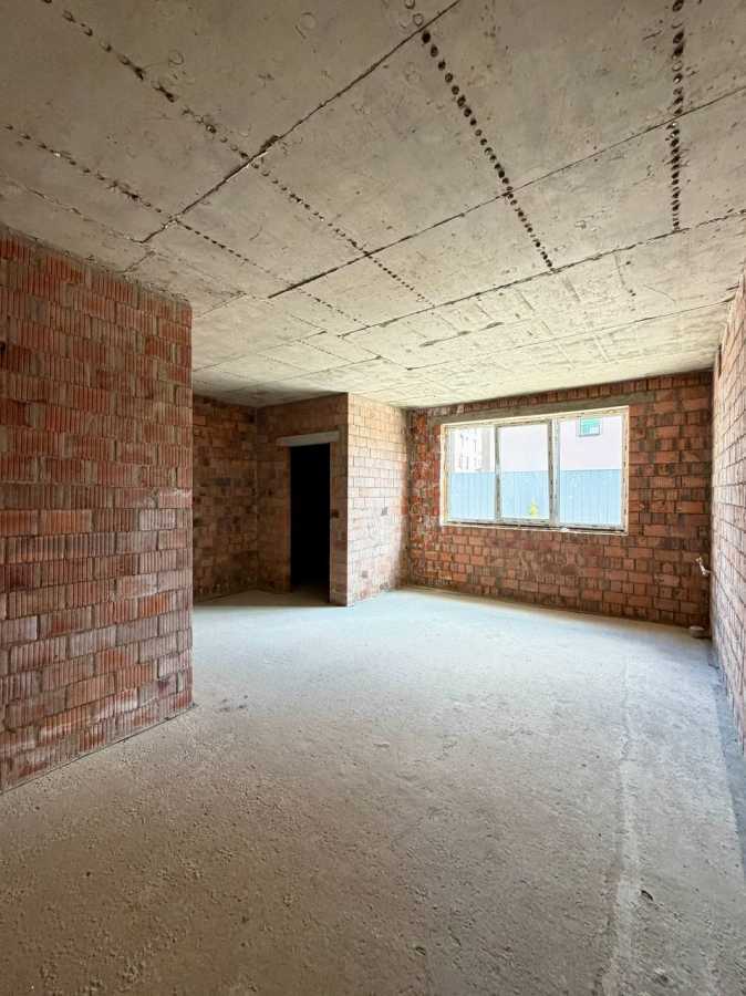 Продажа 3-комнатной квартиры 72 м², Святопетровского ул., 34