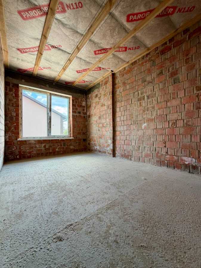 Продажа 3-комнатной квартиры 72 м², Святопетровского ул., 34
