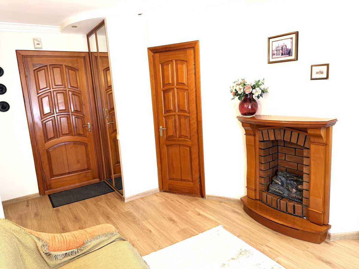 Аренда 2-комнатной квартиры 65.5 м², Маршала Тимошенко ул., 13А