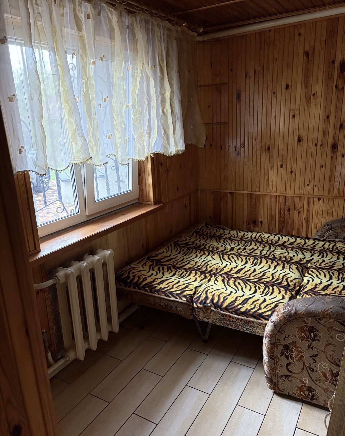 Оренда будинку 100 м², Гатненський просп.
