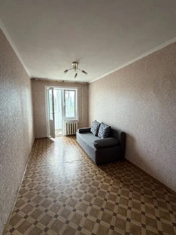 Продажа 3-комнатной квартиры 64 м², Академика Королева ул.