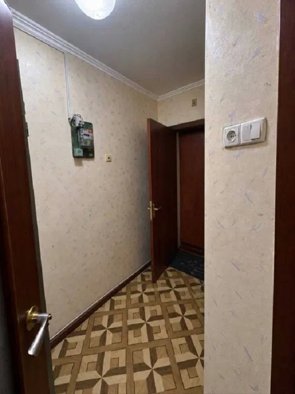 Продажа 3-комнатной квартиры 64 м², Академика Королева ул.