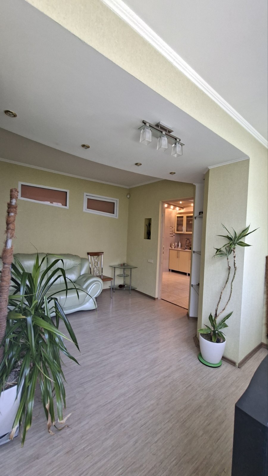 Продажа 2-комнатной квартиры 54 м², Тополевая ул., 18