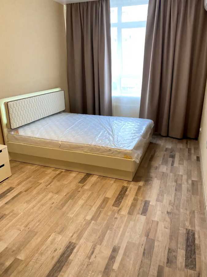 Аренда 1-комнатной квартиры 41 м², Николая Гулака ул., 4