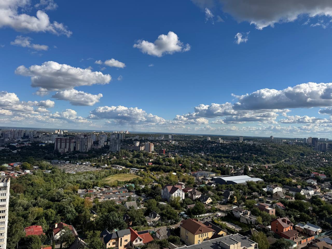 Продажа 3-комнатной квартиры 103 м², Клиническая ул., 23-25
