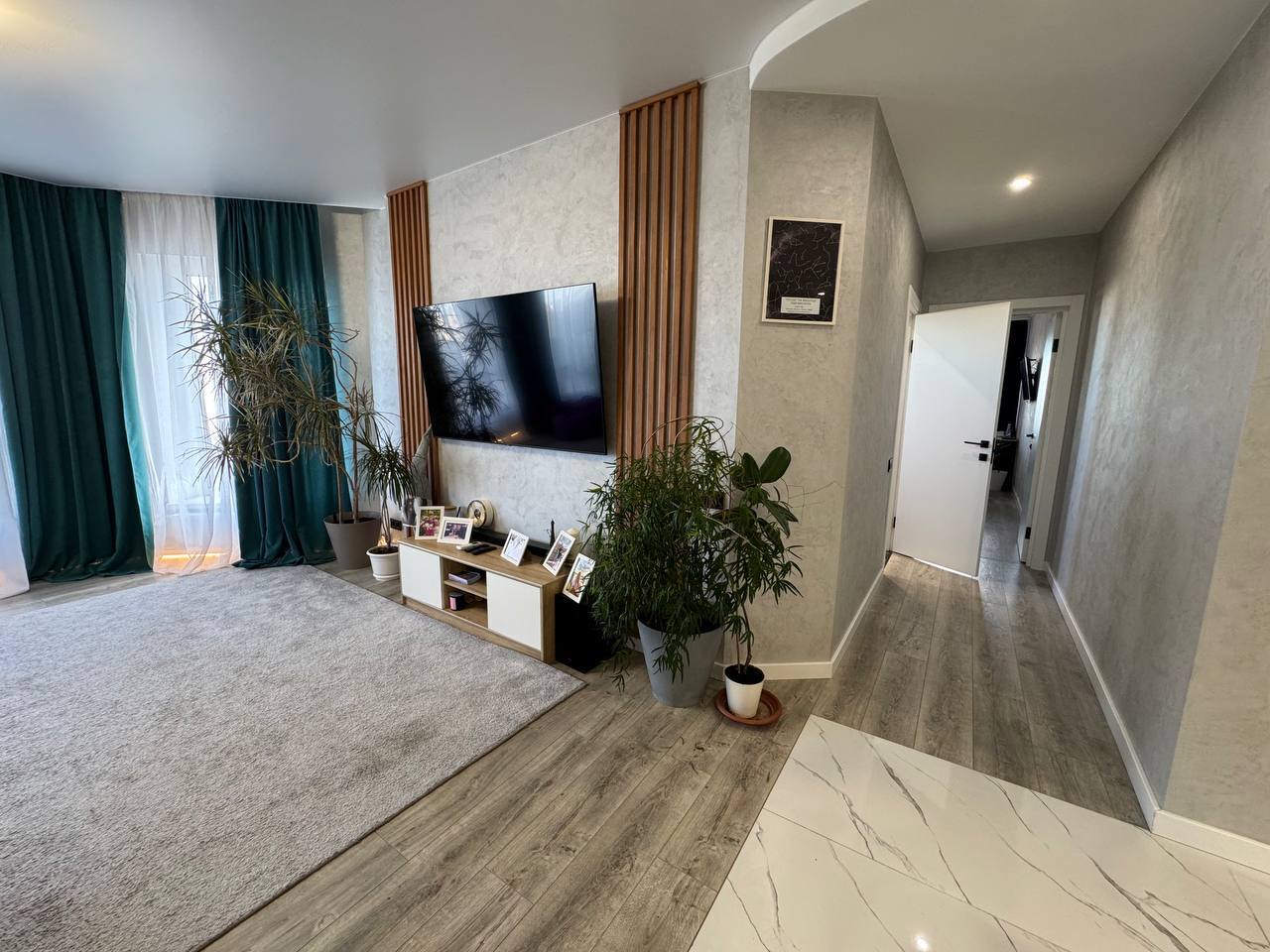 Продажа 3-комнатной квартиры 103 м², Клиническая ул., 23-25