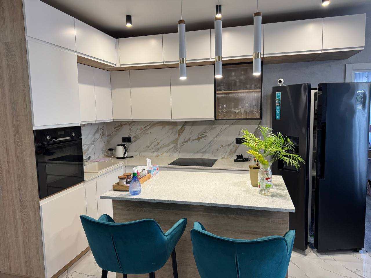 Продажа 3-комнатной квартиры 103 м², Клиническая ул., 23-25