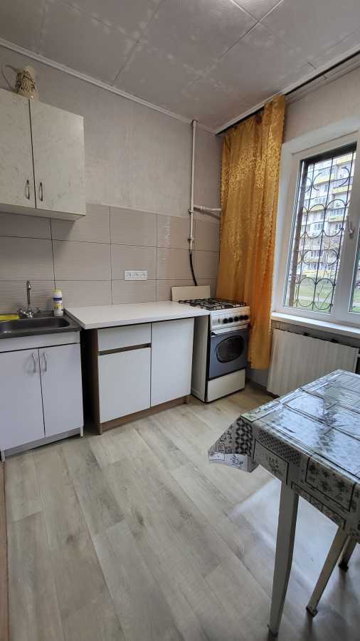 Продажа 2-комнатной квартиры 47 м², Героев Сталинграда просп., 17