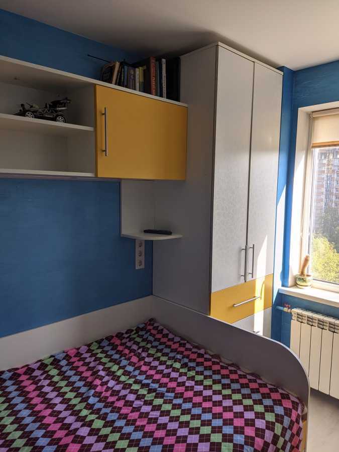 Продажа 3-комнатной квартиры 57 м², Николая Кибальчича ул., Руденка, 19