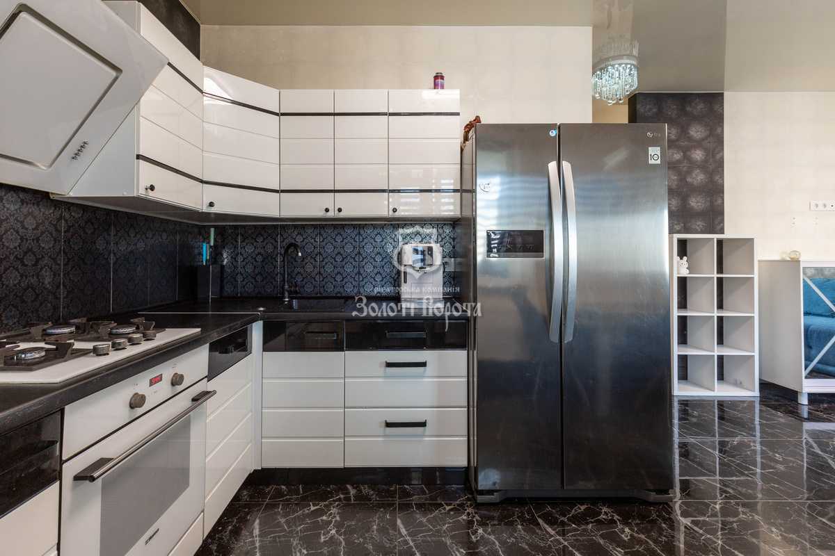 Продаж 2-кімнатної квартири 60.7 м², Боголюбова вул., 41