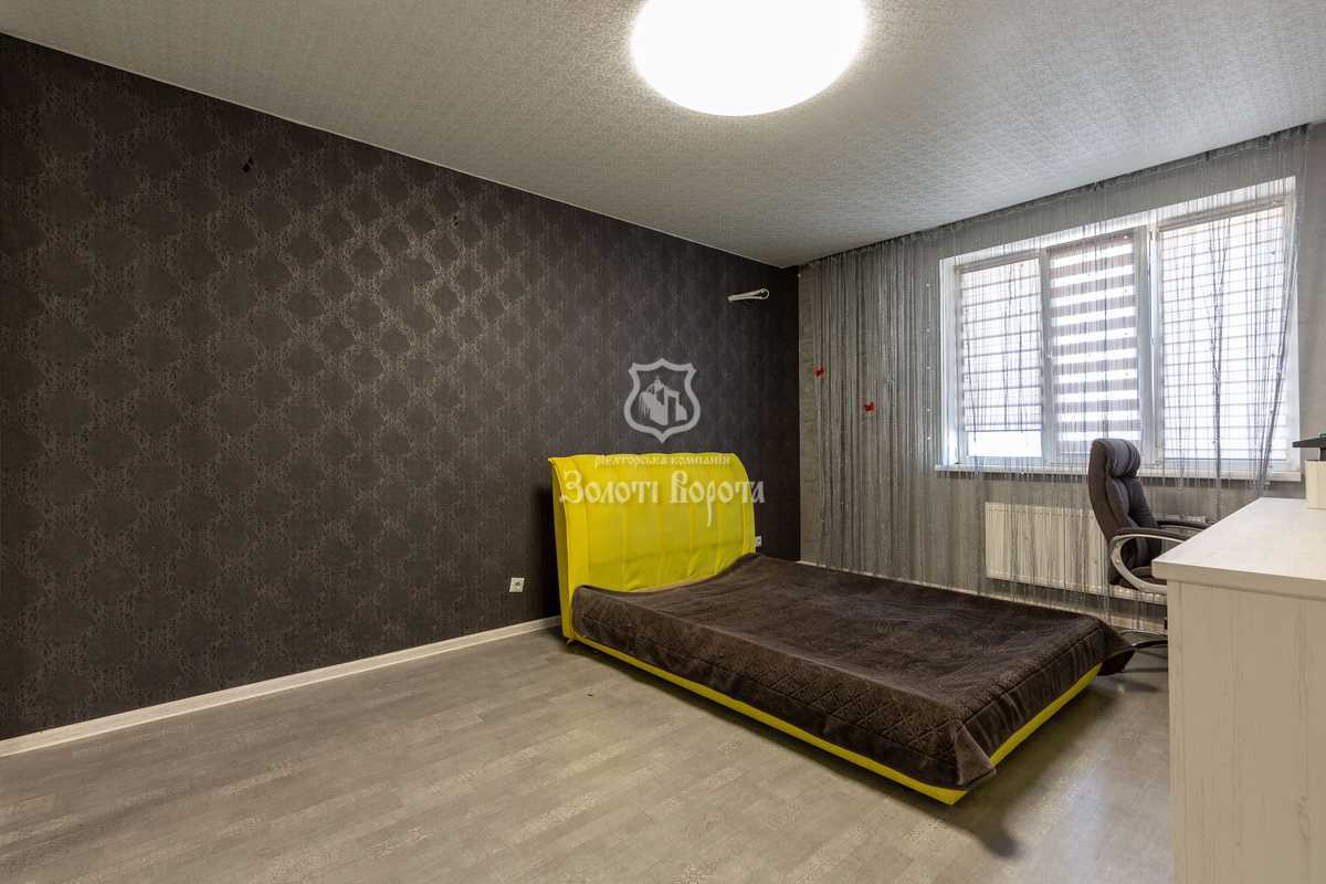 Продаж 2-кімнатної квартири 60.7 м², Боголюбова вул., 41