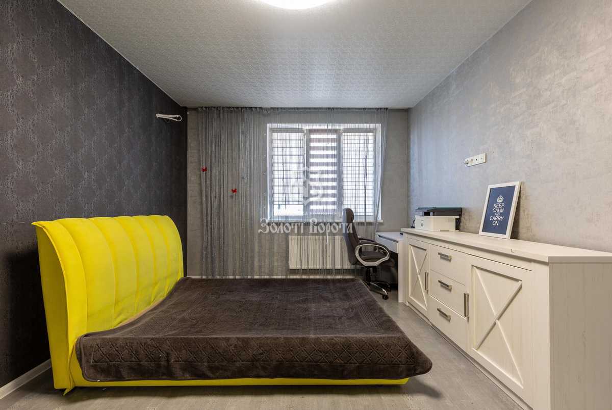Продаж 2-кімнатної квартири 60.7 м², Боголюбова вул., 41