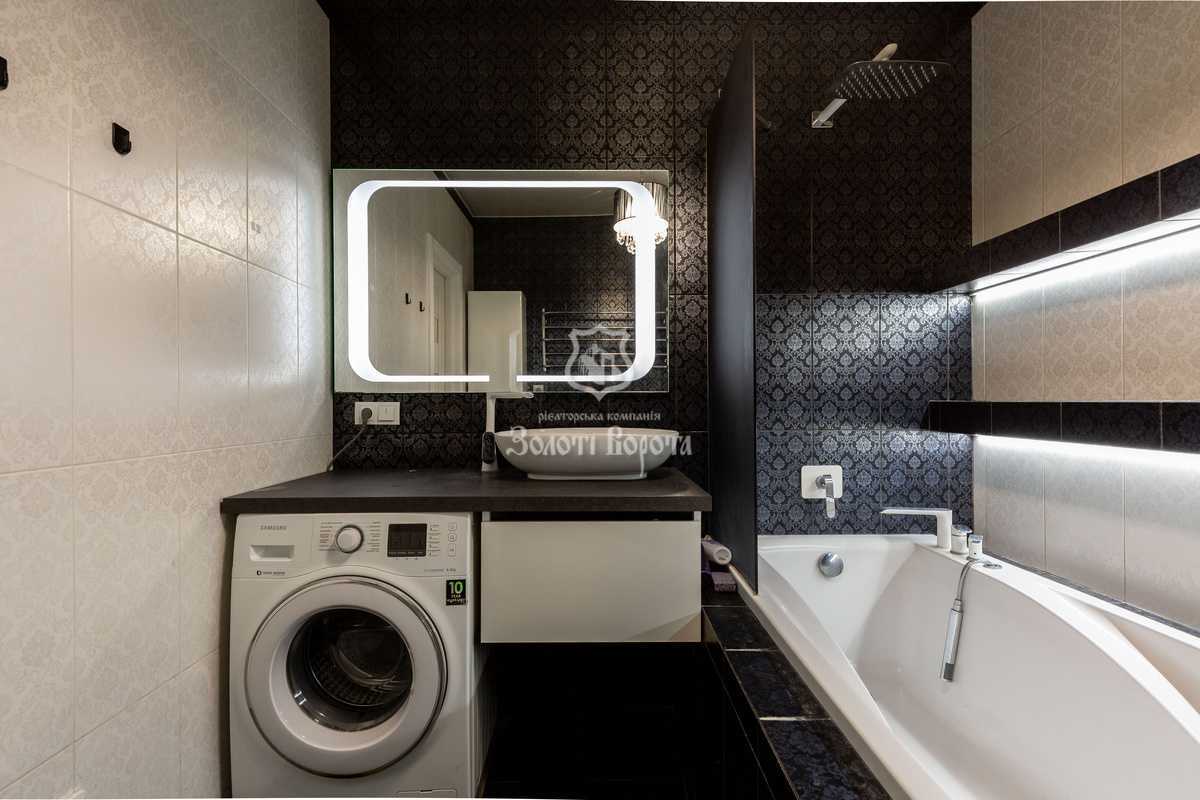 Продаж 2-кімнатної квартири 60.7 м², Боголюбова вул., 41