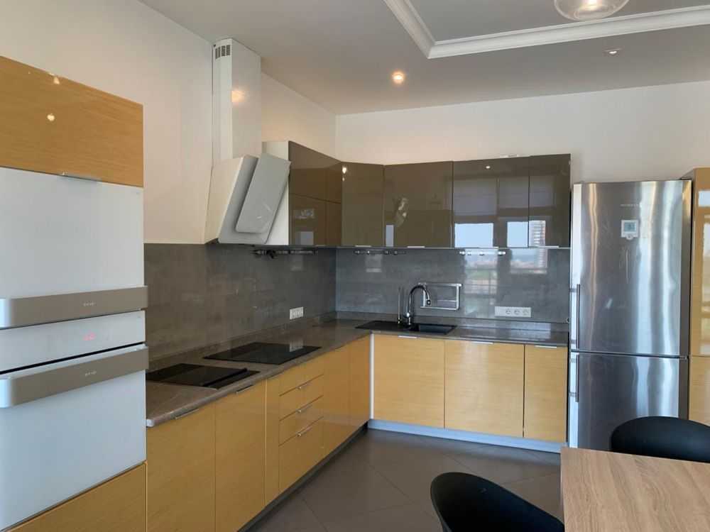 Аренда 3-комнатной квартиры 140 м², Юрия Клена ул., Іллєнка, 18Б