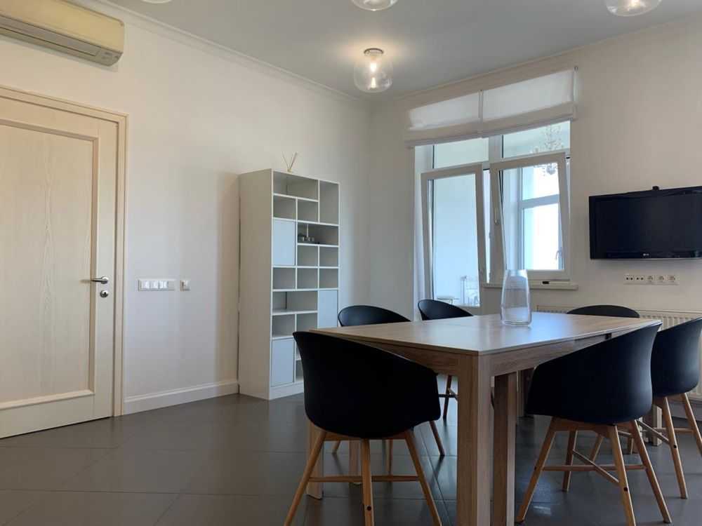 Аренда 3-комнатной квартиры 140 м², Юрия Клена ул., Іллєнка, 18Б