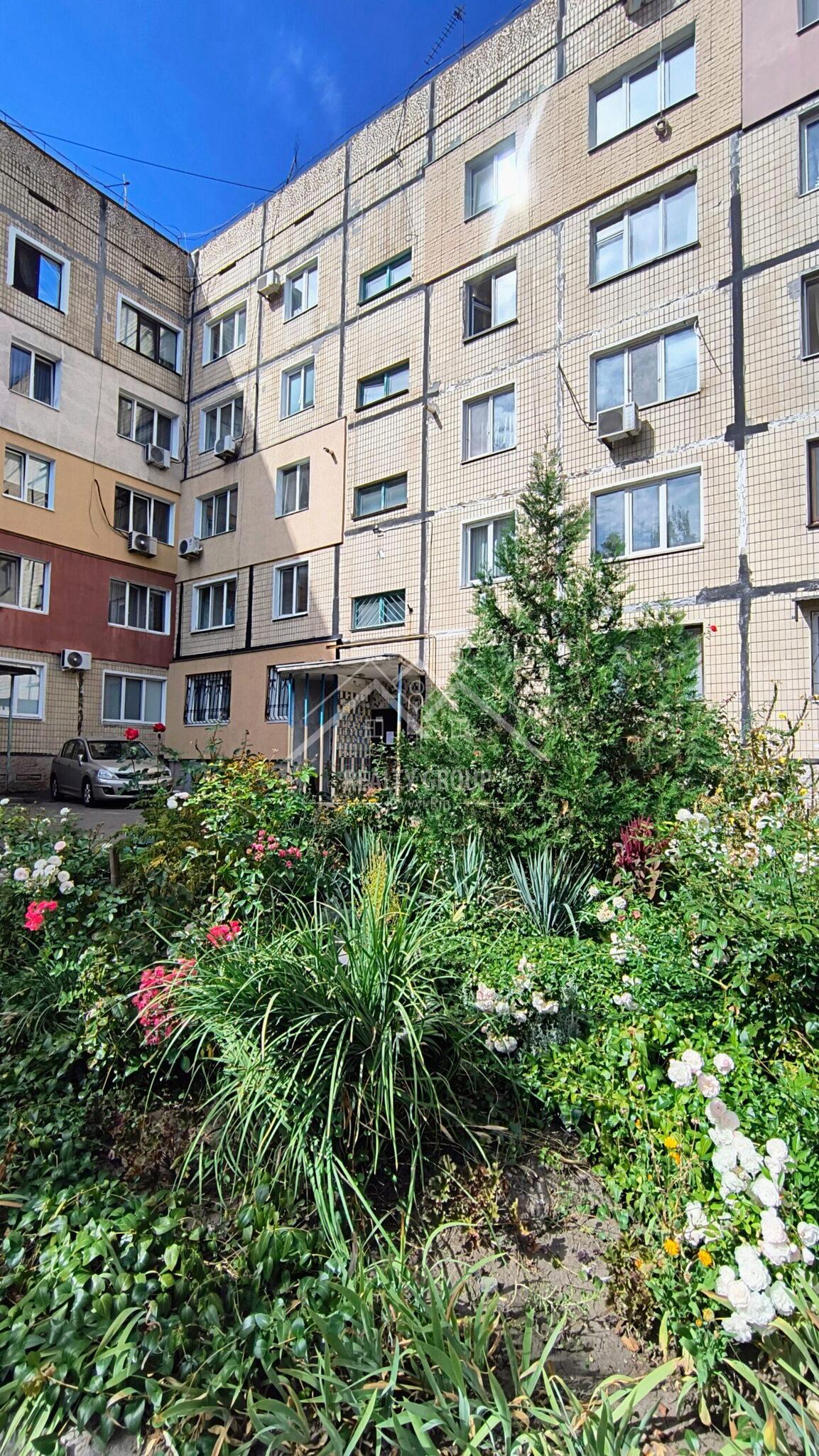 Продажа 3-комнатной квартиры 64 м², федора караманця