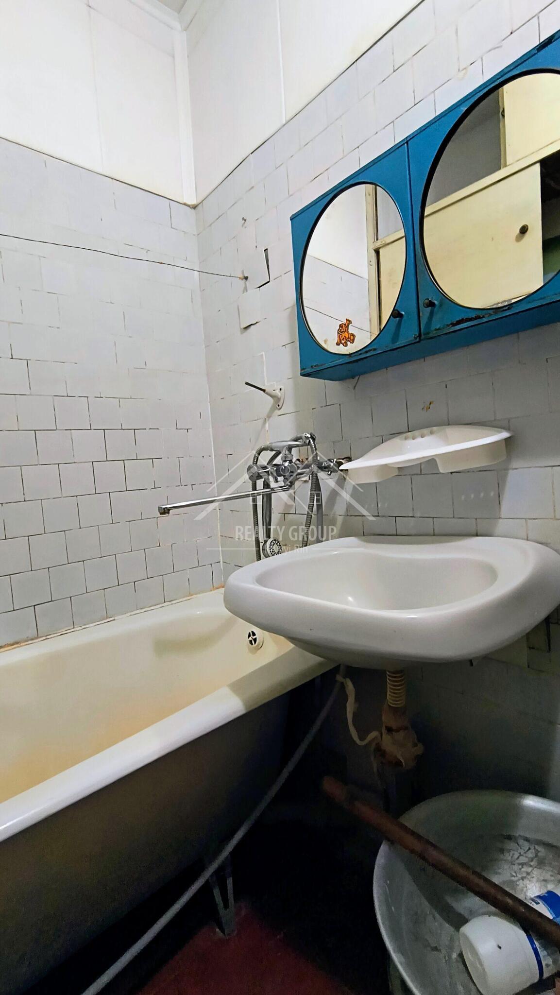 Продажа 3-комнатной квартиры 64 м², федора караманця